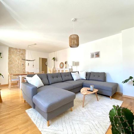 Best Butler Boho Boutique City Apartment Netflix ฟุสเซ่น ภายนอก รูปภาพ