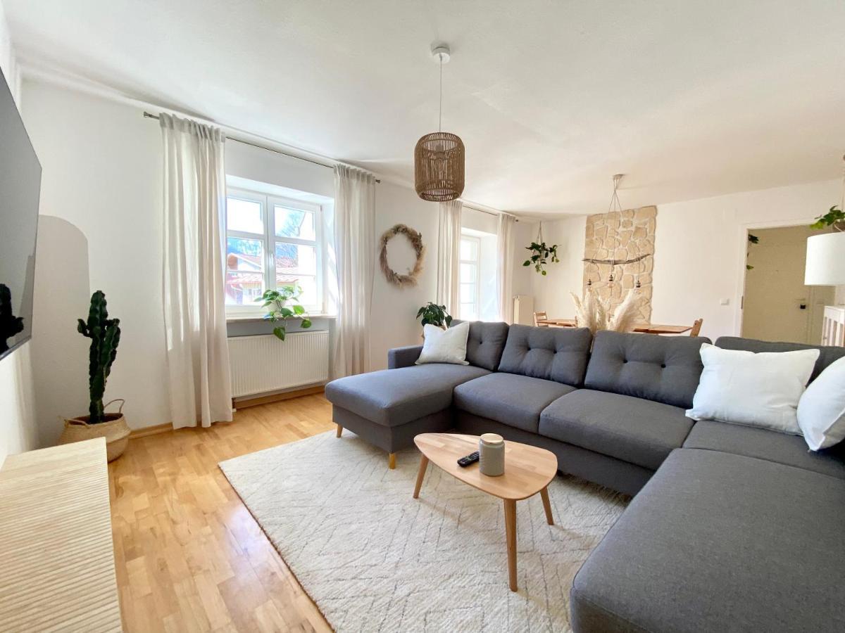 Best Butler Boho Boutique City Apartment Netflix ฟุสเซ่น ภายนอก รูปภาพ