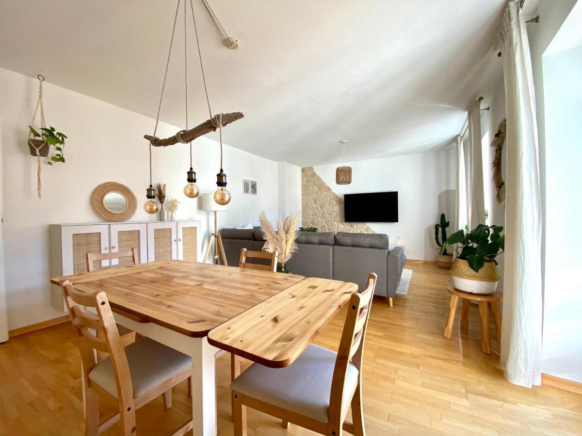 Best Butler Boho Boutique City Apartment Netflix ฟุสเซ่น ภายนอก รูปภาพ