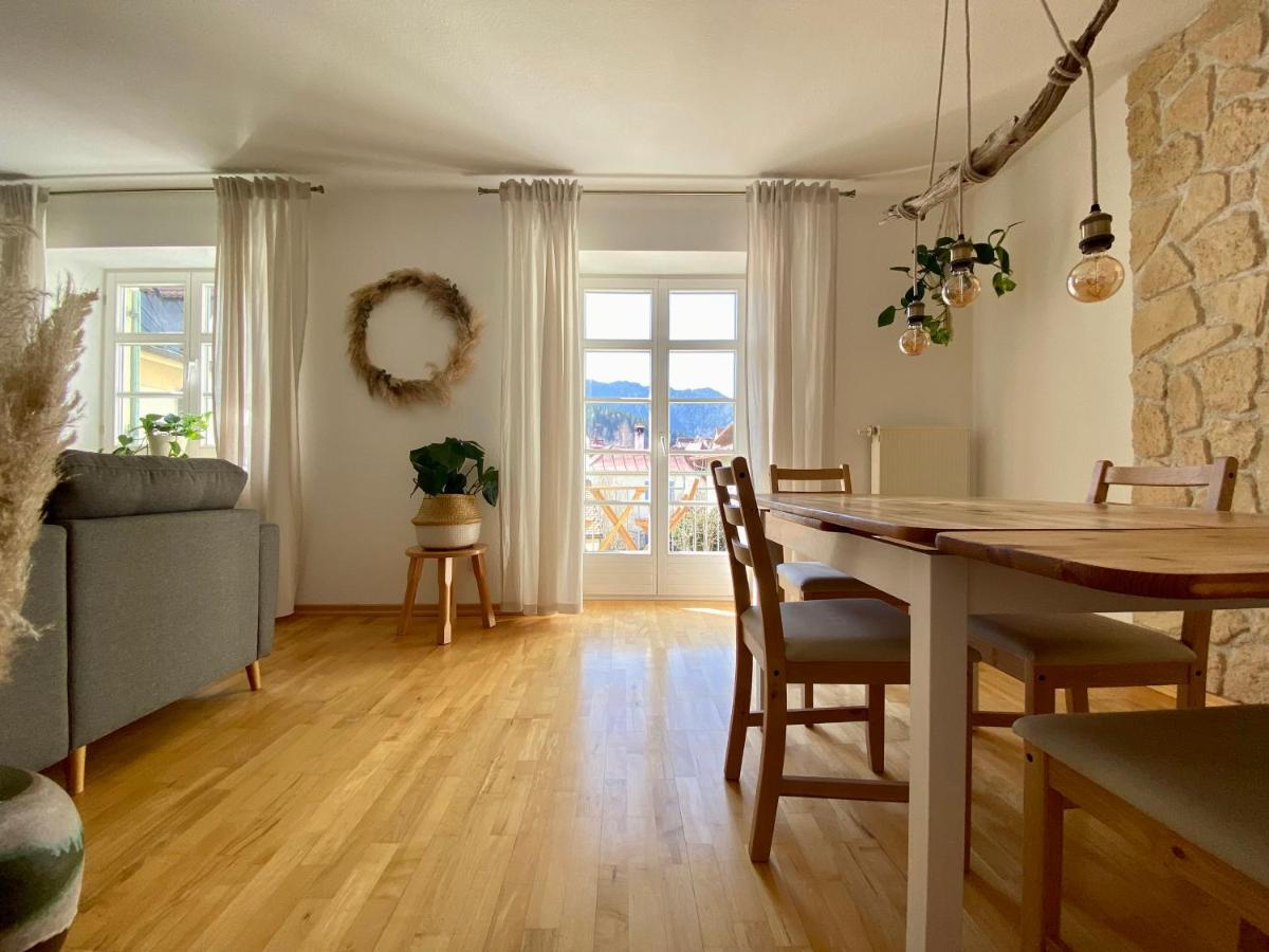 Best Butler Boho Boutique City Apartment Netflix ฟุสเซ่น ภายนอก รูปภาพ